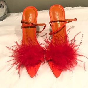 Fashion Nova Orange Fur sandal